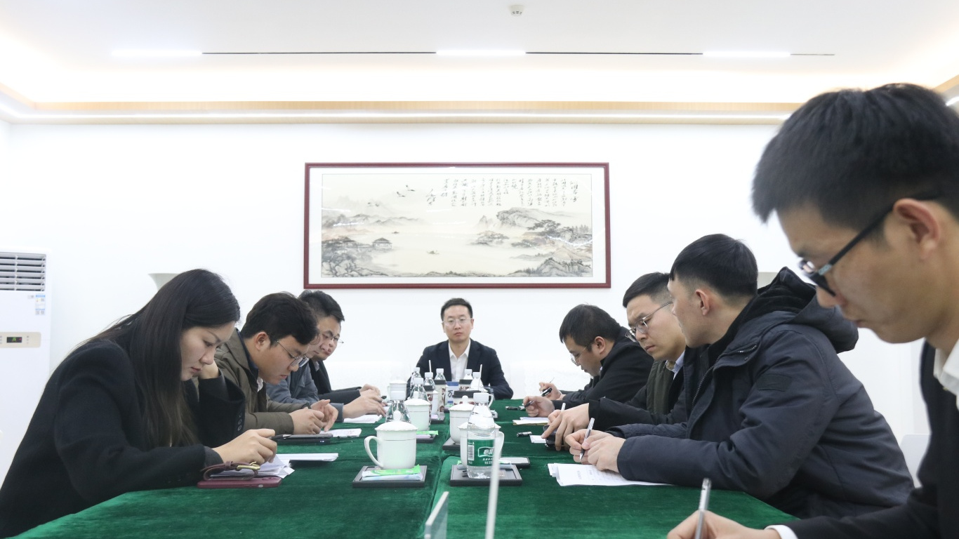 学校办公室反馈会.JPG
